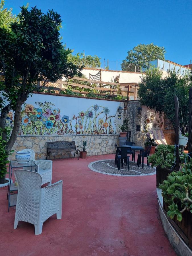 Appartement Tabor 2 Garden & Parking à Naples Extérieur photo